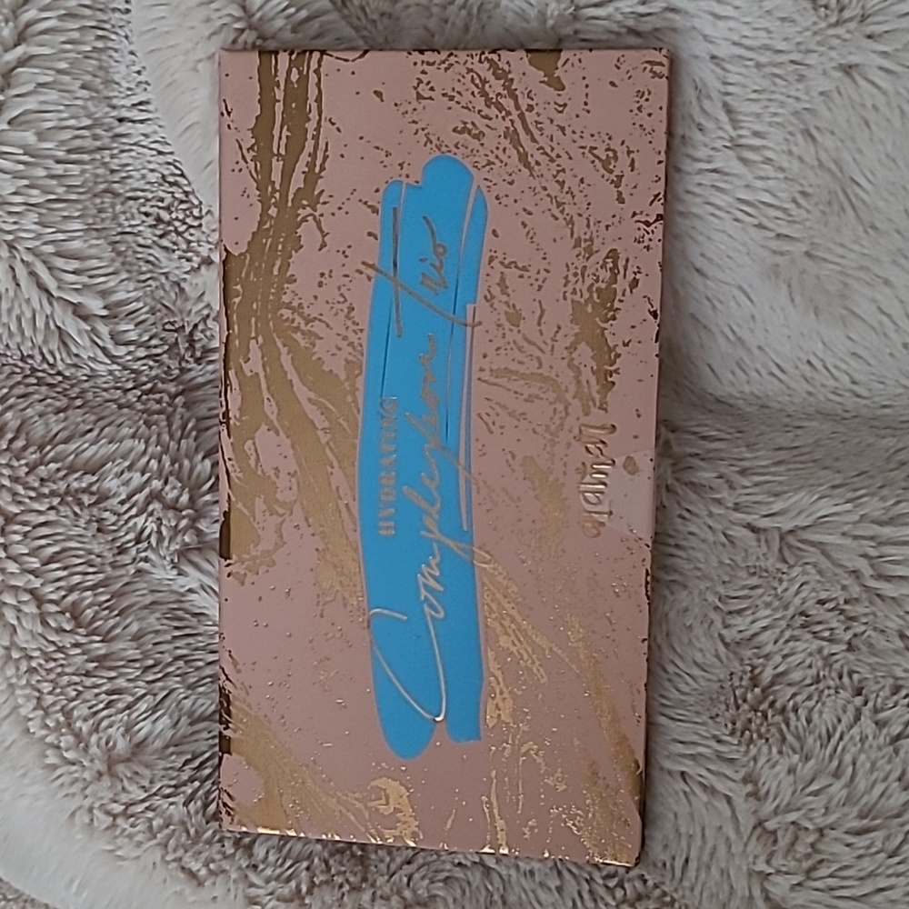 Alamar complexion trio